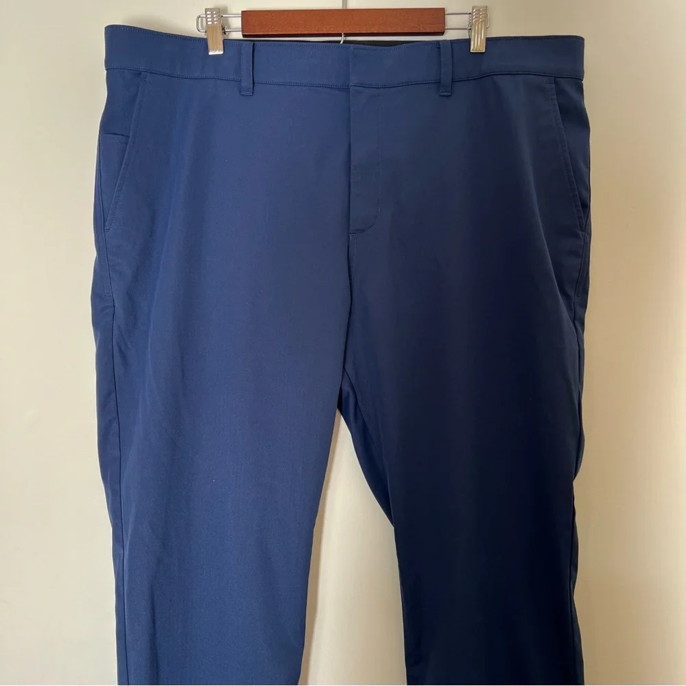 Nike Men’s Navy Lightweight Golf Active Pants Size 42x30